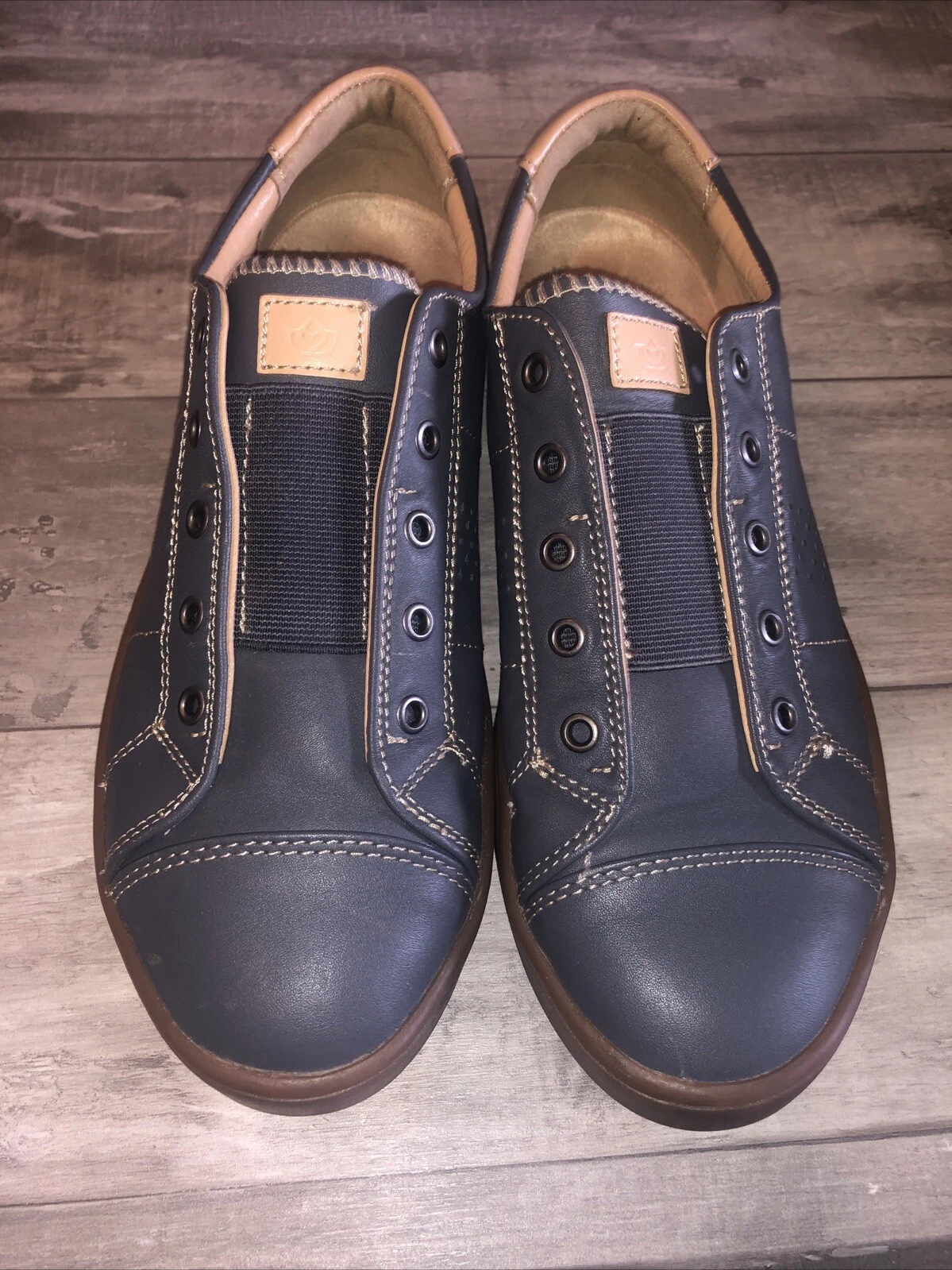 Spenco MALIBU LUX Womens Size 9.5 B Gray Leather Slip On Sneakers Shoes EUC