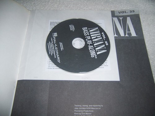 Nirvana : Bass Play-Along Volume 25 by Nirvana pb songbook music score pb w/CD - Picture 4 of 4