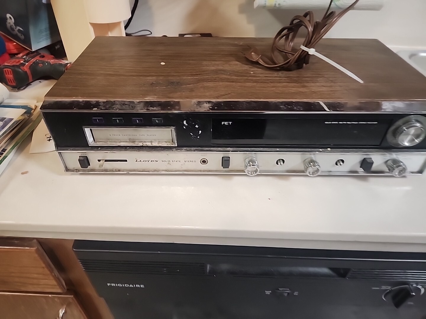 Lecteur vintage 8 pistes/AM-FM, portable, Lloyds, stéréo