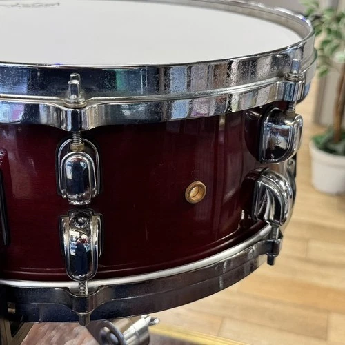 Tama Starclassic Maple Snare Drum 14x5.5 Maple Shell Die-Cast Hoop - Picture 4 of 10