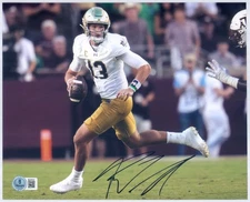 RILEY LEONARD Signed/Autographed NOTRE DAME 8x10 Photo - Beckett BAS