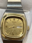 Vintage Seiko 5 Automatic Date Square Watch  RUNS