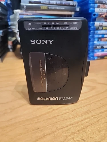 Sony Walkman WM-FX10 AM/FM 1991 Cassette Player Radio Works