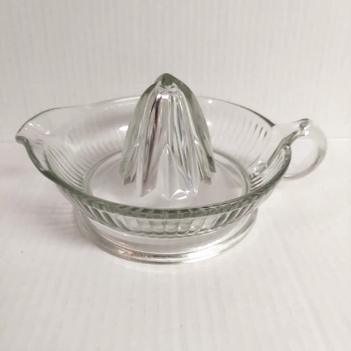 Anchor Hocking Vintage 1950s-60s Clear Ribbed Pressed Glass Juicer/Reamer