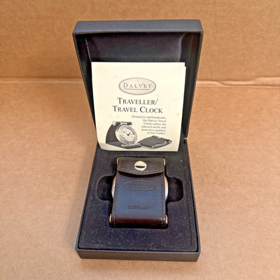 VINTAGE DALVEY TRAVELLER/TRAVEL ALARM BATTERY CLOCK BATTERY TAB STILL INSTALLED