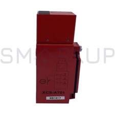 New In Box SCHNEIDER XCSA701XCSA701 Safety Switch