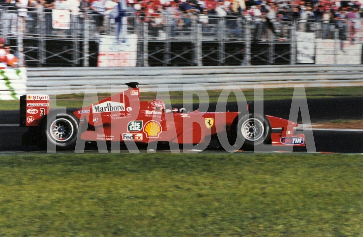 Photo Vintage Ferrari F1 - Michael Schumacher - Imola - Tirage Presse 18x25 Cm