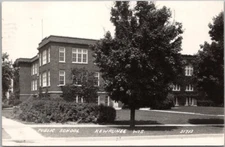 KEWAUNEE, Wisconsin RPPC Real Photo Postcard PUBLIC SCHOOL Street View / 1949