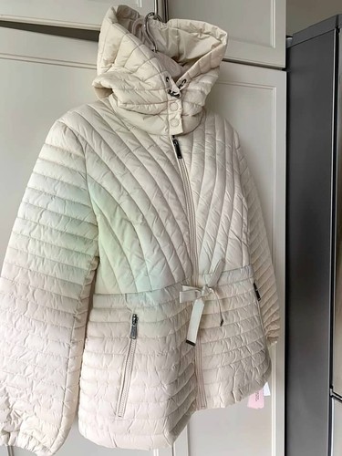 BCBGeneration Diagonal Seam Puffer Hooded Jacket Coral Oyster-SZ M - Picture 3 of 5