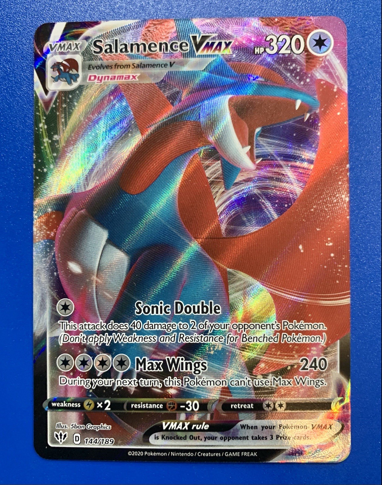 Pokemon TCG Salamence VMAX 144/189 Darkness Ablaze Holo NM