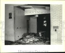 1988 Press Photo Dilapidated building of Flint-Goodridge Hospital - nob15724