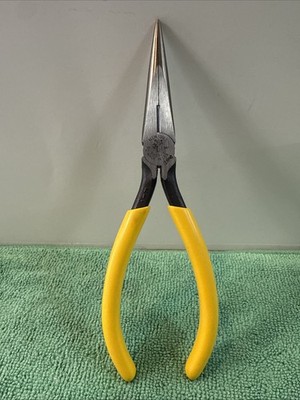 Klein Tools D203-7  Side-Cutting Long-Nose 7 Inch Pliers
