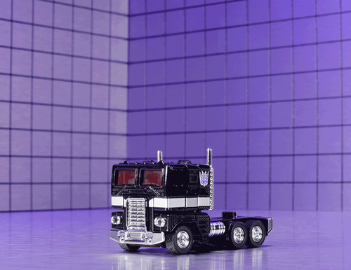 Presale | Hot Wheels × Transformers Nemesis Prime (Mattel Creations Exclusive) - Bild 2 von 6