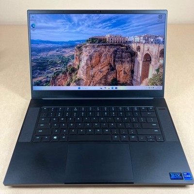Razer Blade 15 Advanced RZ09-0409CEC3 i7-11800H 32GB RAM 1TB GeForce RTX 3080