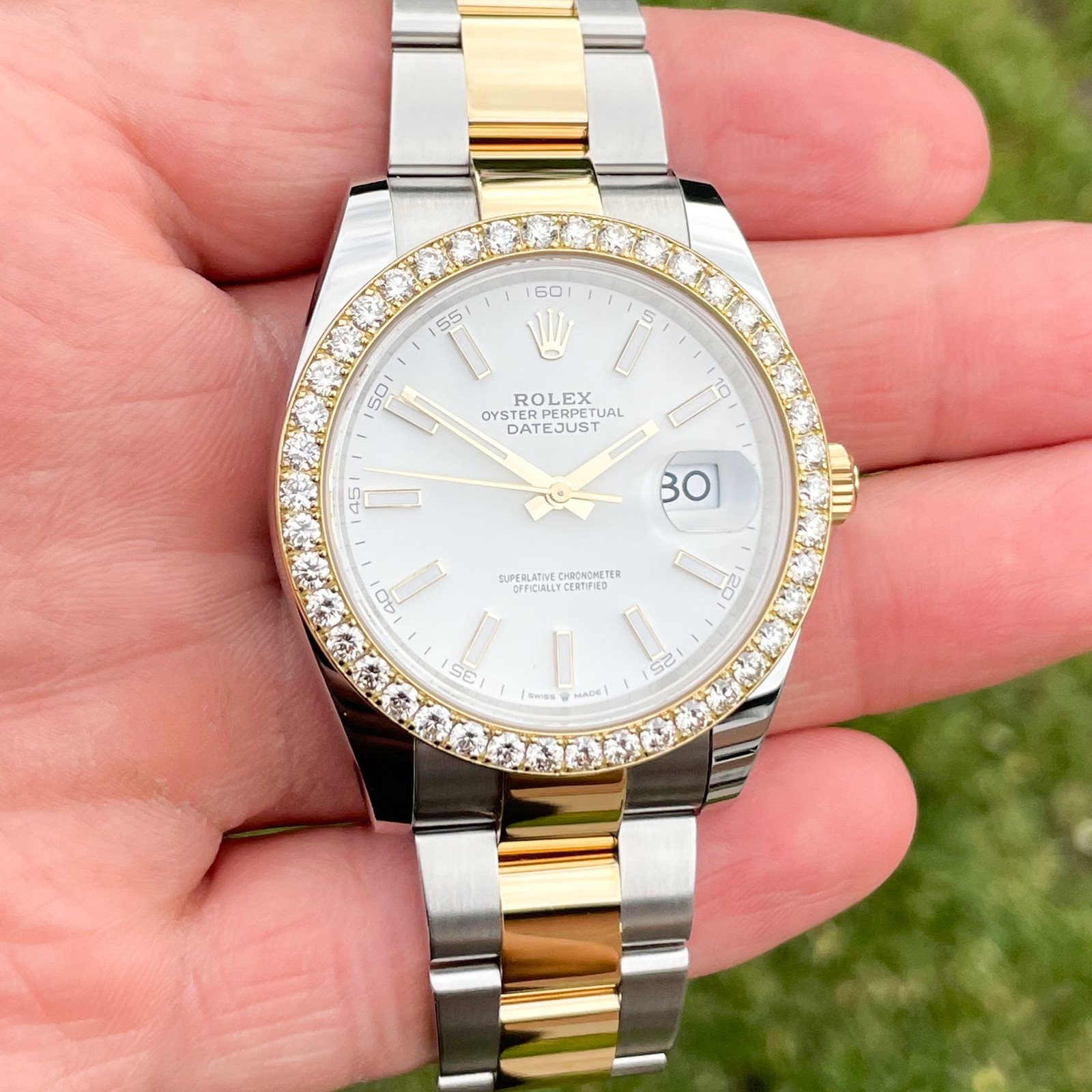 Rolex Datejust 41mm Full Set 2025 UNWORN Diamonds 126333 White Diamond Bezel image 4