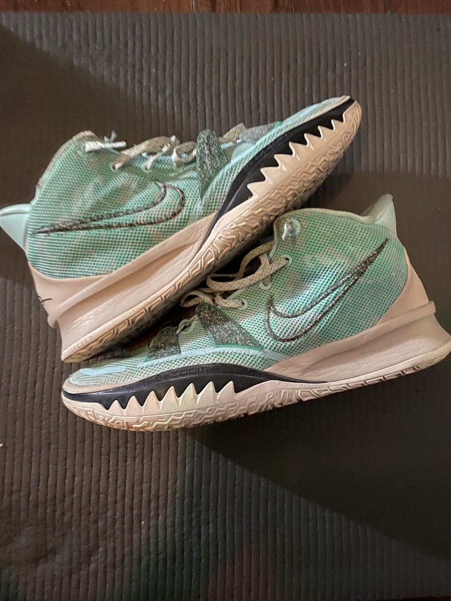 kyrie 2 mint green