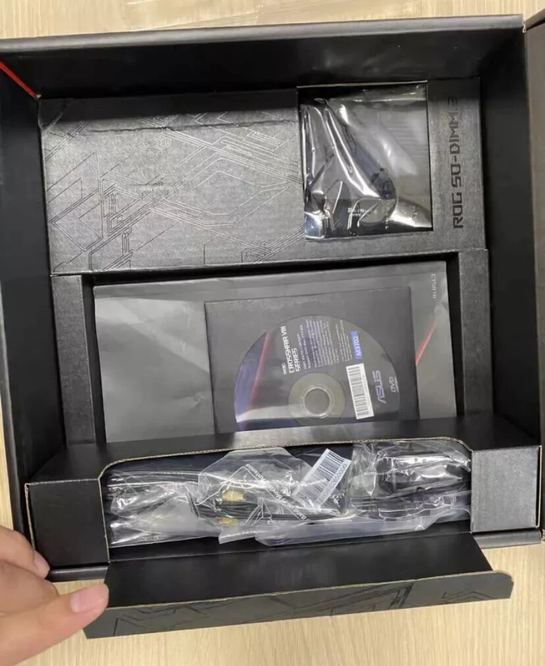 ASUS ROG Crosshair VIII Impact AMDX570 Socket AM4 Mini DTX DDR4SDRAM Motherboard - Image 3 of 4