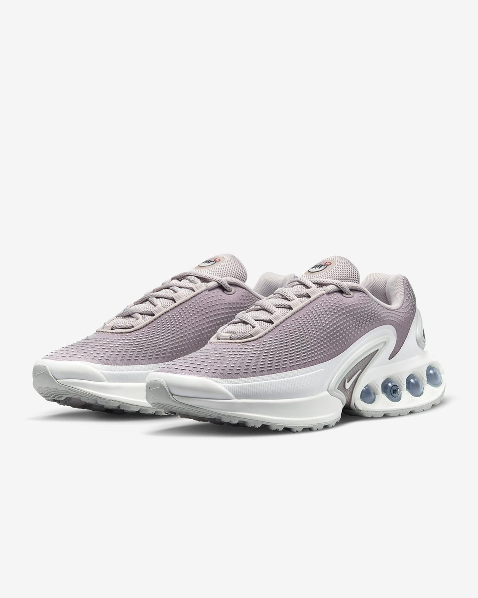 ☆送料無料☆【新品 希少】24CM Nike Women's Air Force Low Metallic