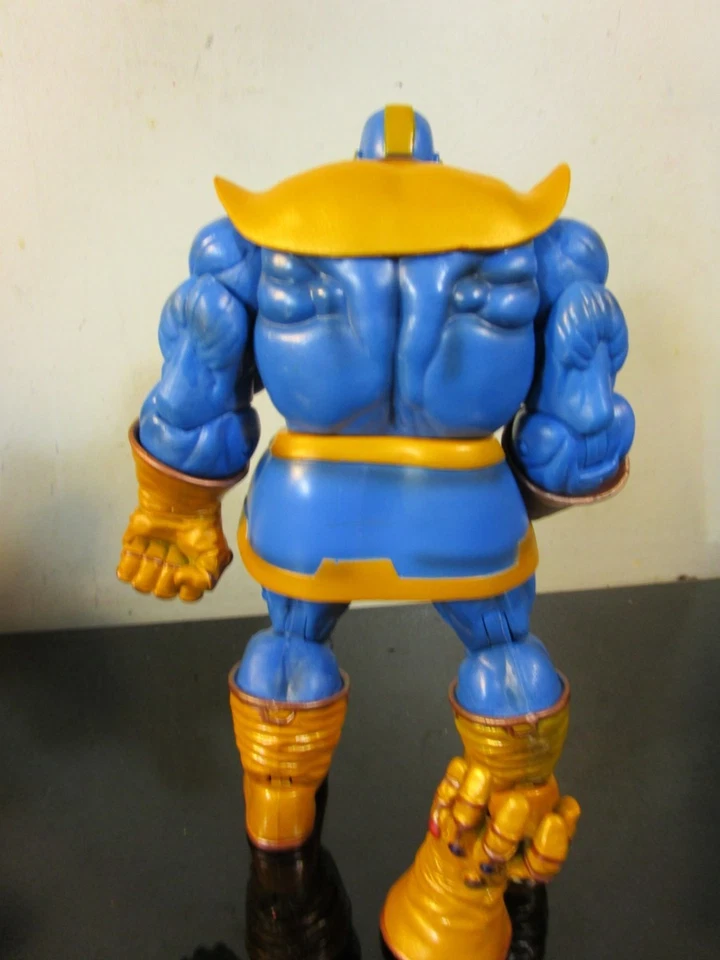 Figura Marvel Diamond Select Classic Comics THANOS 8" con Guantelete Infinito Foto 4 de 4