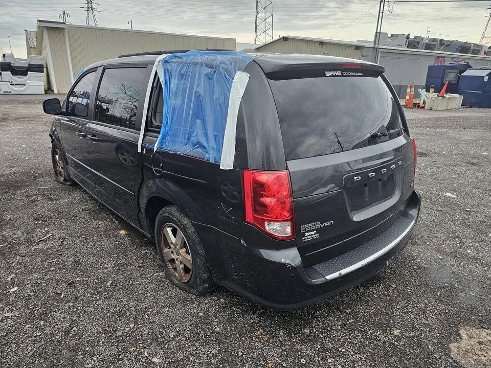 Eje de transmisión delantero izquierdo usado se adapta a: Dodge Caravan 2012 eje delantero 3,6 L delantero Foto 3 de 4