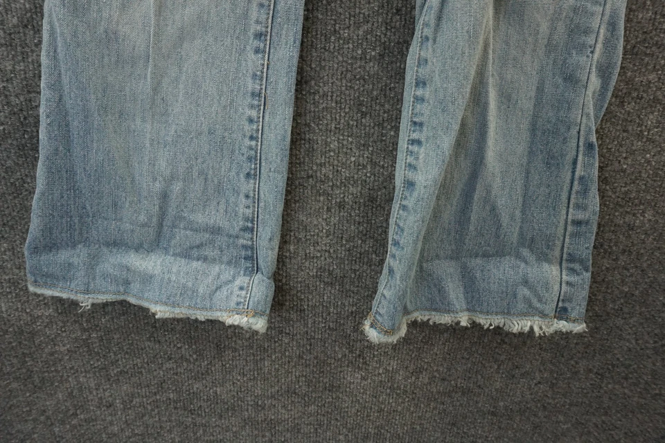 Jeans feminino OTB júnior tamanho 6 lavagem leve desgastado cintura baixa Capri - Imagem 4 de 4