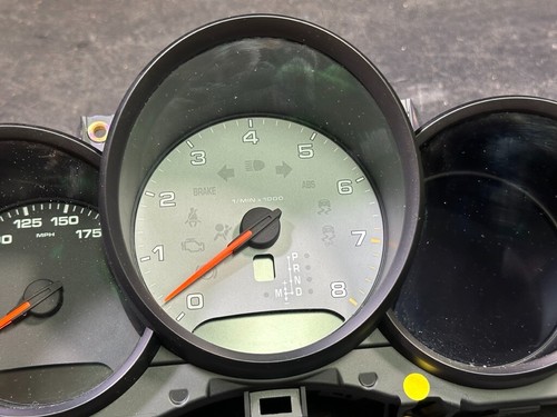 15-18 PORSCHE MACAN S INSTRUMENT SPEEDOMETER GAUGE CLUSTER OEM 95B920901P 141K - Picture 5 of 9