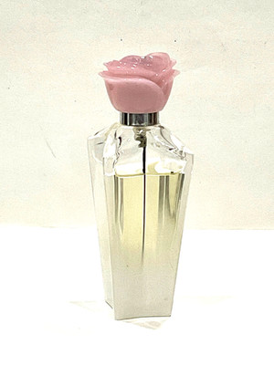 Wild Rose By Avril Lavigne Eau De Parfum Spray 1 oz  Vintage NWOB as seen in pic