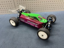 Team Associated B74.1 ARTR