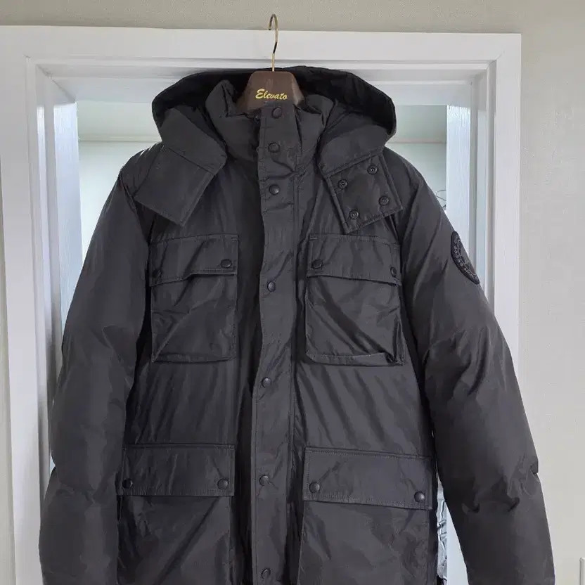 Canada Goose Men's L Size Padded Parka thumbnail 4