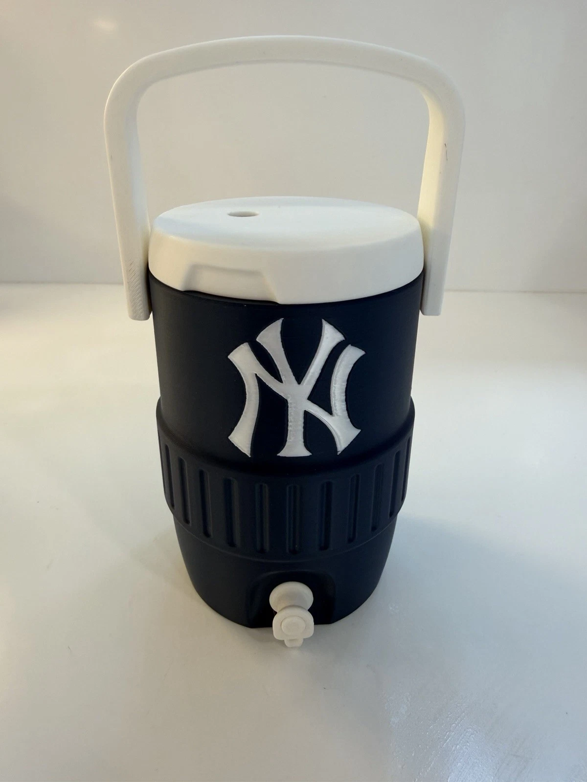 New York Yankees Beverage Cooler Koozie with Handle Navy White MLB Baseball
Opens in a new window or