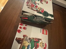 Lego Seasonal Christmas Little Elf Helpers 40205 and Santa Claus 40206 Used