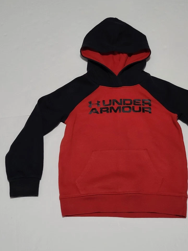 (#4) Under Armour Black And Red Long Sleeve Pullover Hoodie Size Toddler 5 - Image 2 of 4