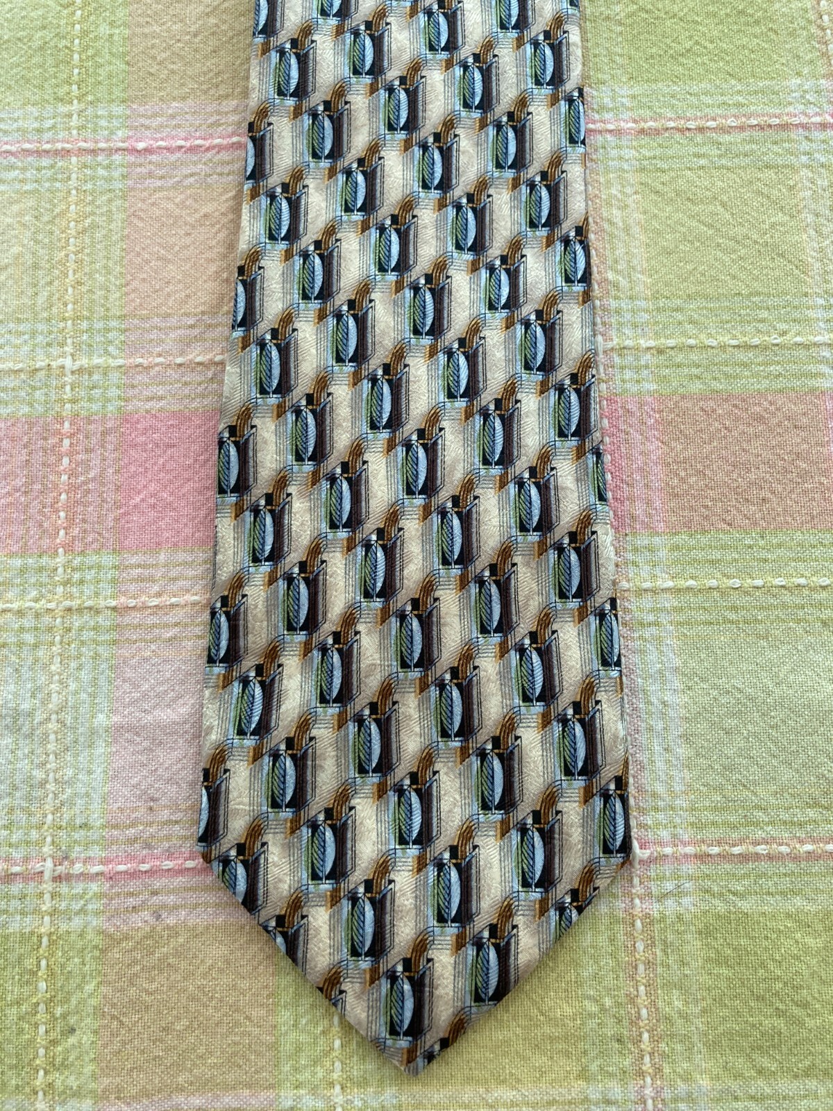 Picture 2 of 5