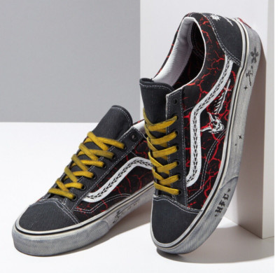 限定値下げ！VANSステッカー非売品レア 楽天市場】VANS ヴァンズ STICKER ステッカー VN0A5KNJ8Z : LUG