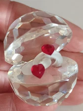 Crystal Round Box Shell with 2 Satin Crystal Red Heart Rings Intertwined 1.25" T