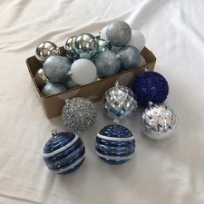 Fancy Lot 27 Glittery Christmas Tree Ornaments Hanging Mixed Lot Blue Silver