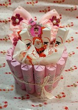 Geschenkkorb Süßigkeiten-Gesteck 47 Tlg Mädchen Geschenk mit Haargummi