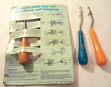 Lot of 3 Latch Hook Tools Wooden Bent Craft Weaving Rug Making Hooking Rugmaking