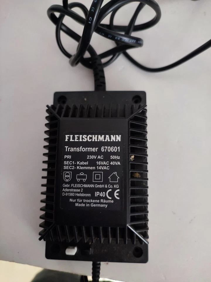 TRANSFORMATEUR  FLEISCHMANN 670601 TRAIN DIGITAL 230V/14V-16V/  FONCTIONNE Foto 2 de 4