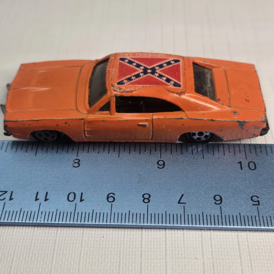Coche diecast ERTL Dukes of Hazzard General Lee 1981 de colección 1:64 Foto 4 de 4