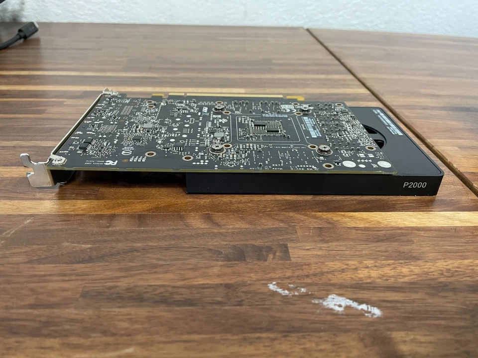 PNY Quado P2000 5GB GDDR5 Graphics Card - Image 2 of 3