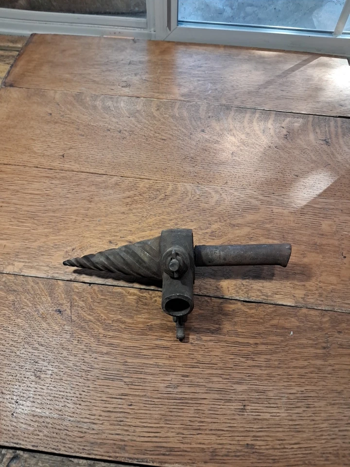 REED NO. 71 SPIRAL HANDHELD PIPE REAMER RATCHETS BOTH WAYS GOOD CONDITION Os186 - Image 2 of 4