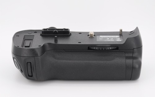 Genuine Nikon MB-D12 multi-Power Battery Grip for Nikon D800/D800E/D810/D810A