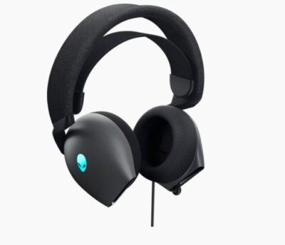 NEW Alienware AW520H Wired Gaming Headset Dell 6305K  brand new Factory sealed