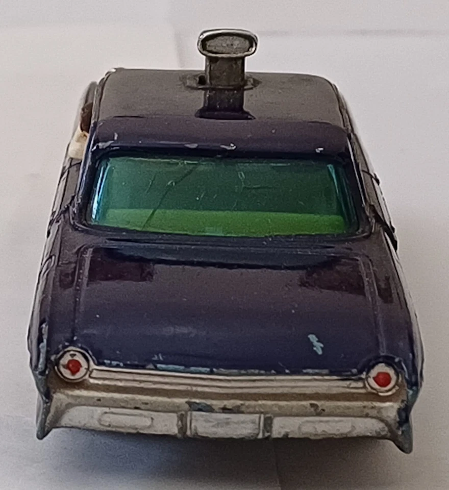 Corgi Toys Oldsmobile Super 88 U.N.C.L.E. Condizioni molto buone - Immagine 4 di 4