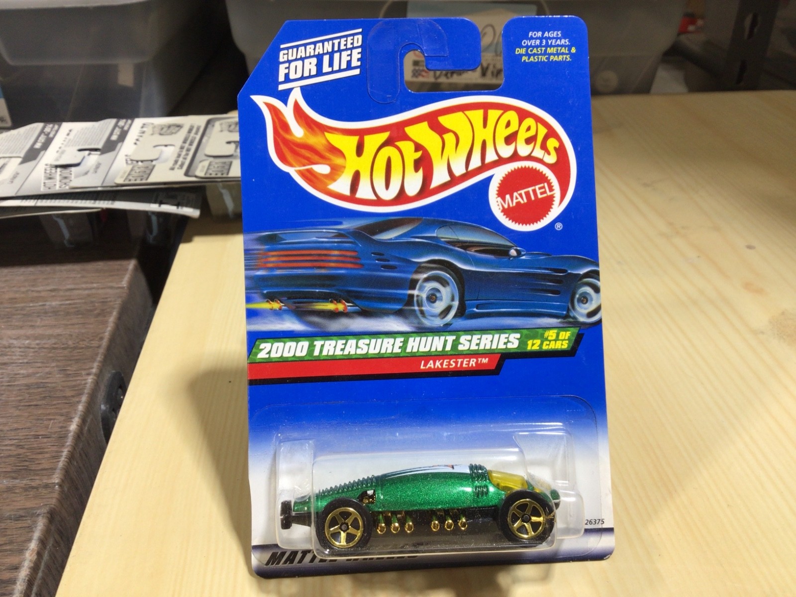 HOT WHEELS TREASURE HUNT 2000 LAKESTER