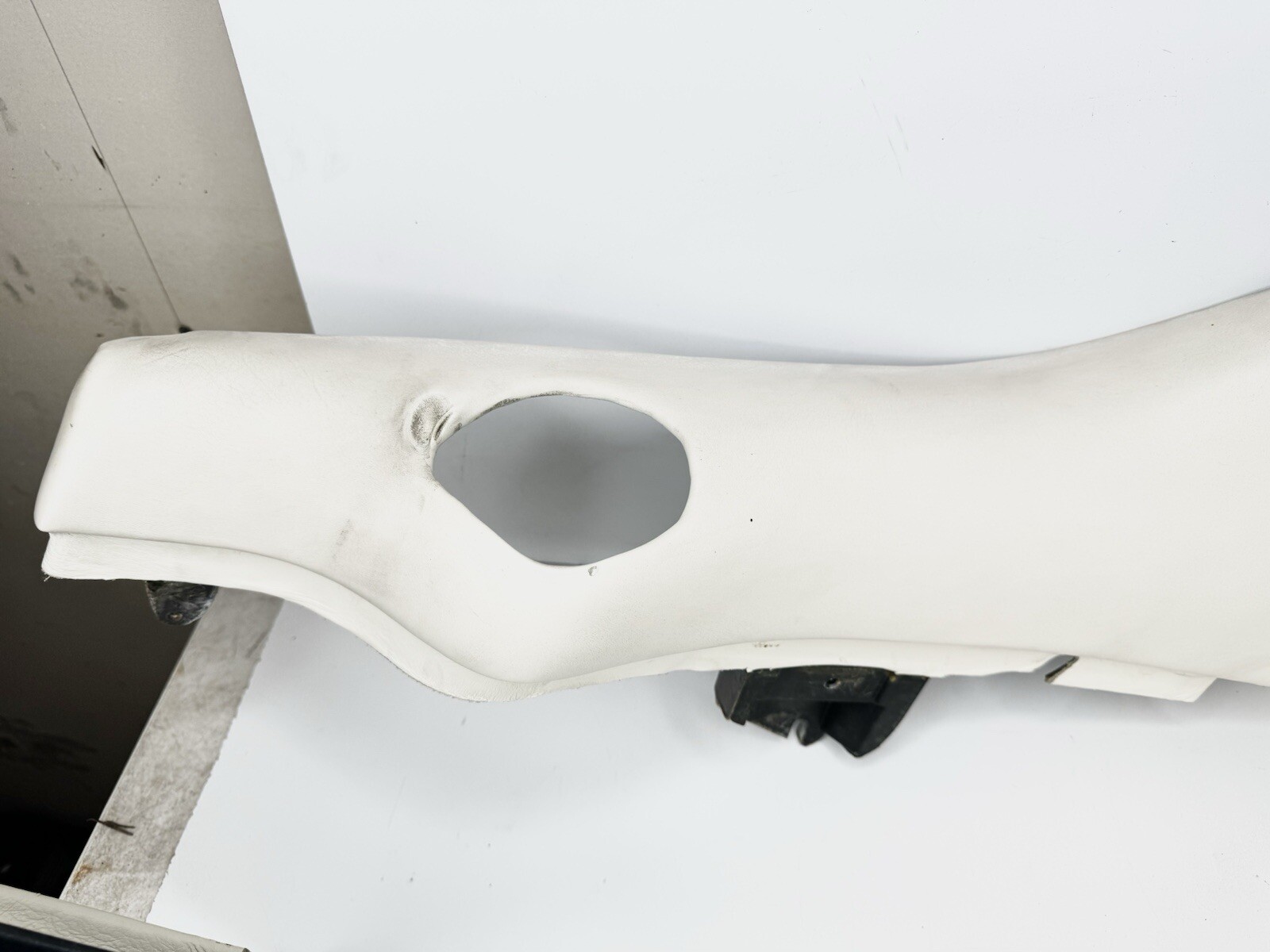 ✅ 2005 - 2016 Aston Martin DB9 Rear Seat Panel Cover Leather Quarter Upper OEM