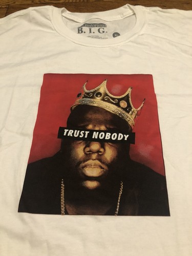 MENS T-SHIRT SZ. XL Biggie Smalls 