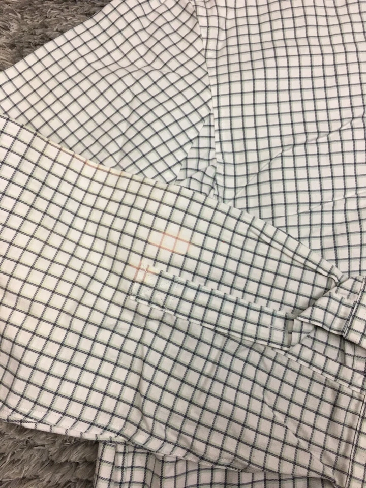 Duluth Trading Button Up Shirt Mens Size Medium Off White Bleached Work Shirt - Image 4 of 4