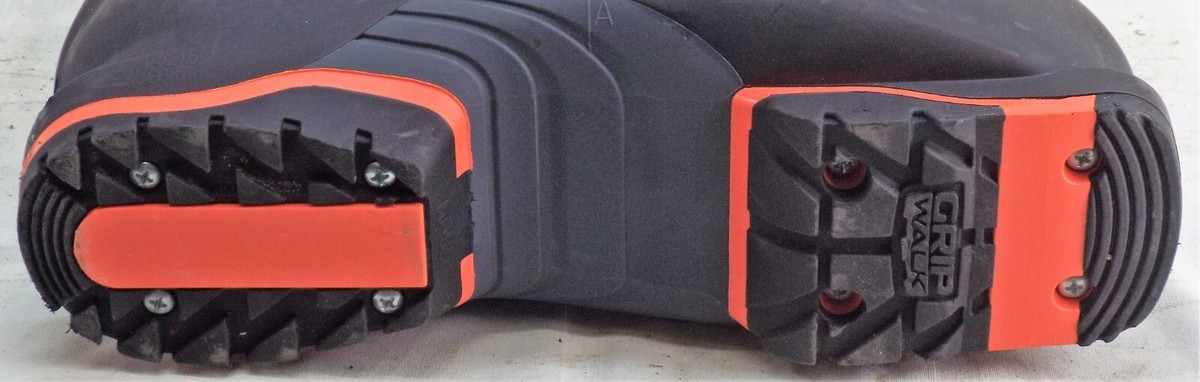 bushnell pro 1500 rechargable flashlight w usb output loest pric Amazon.com: Bushnell PRO 1000L Rechargeable Flashlight : Sports & Outdoors